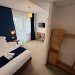 Du Hotel 3*