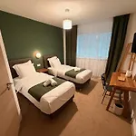 Du Hotel