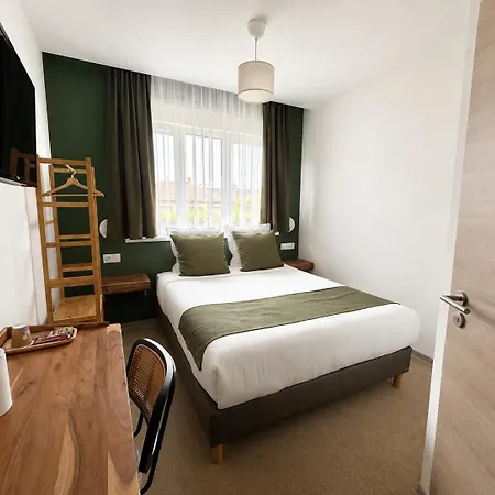 Du Hotel Village-Neuf
